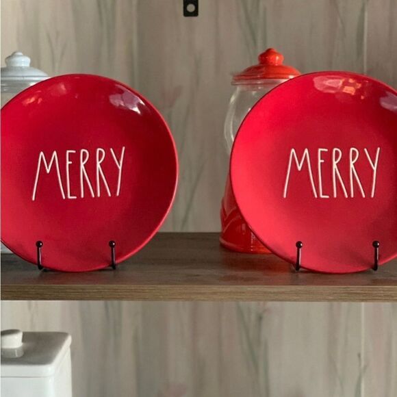 Rae Dunn Merry Plates - Picture 1 of 4